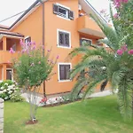 For Families With Children Zambratija, Umag - 14557 Apartmán